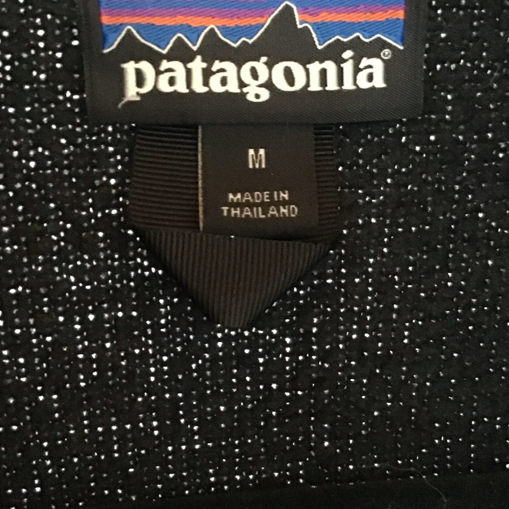 Patagonia Women's M Black Zip-Up Fleece Pullover - Picture 3 of 4